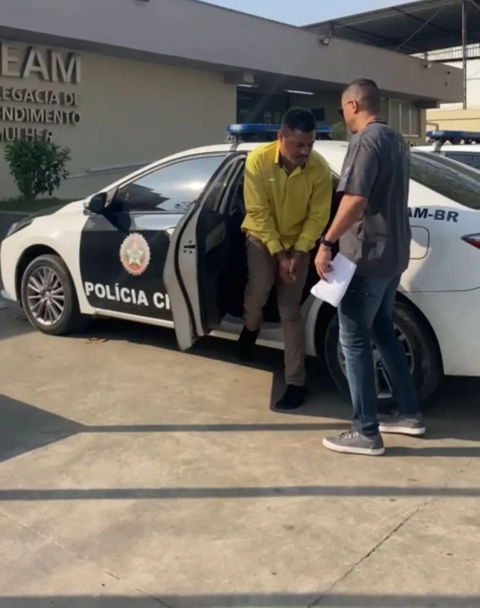 Pastor evangélico é preso acusado de estupro de adolescente e ameças de morte