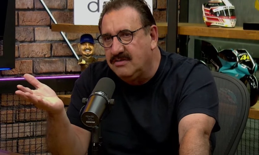 Ratinho revela que fica chocado com “volume” de Padre: ‘Dá vontade de pegar'