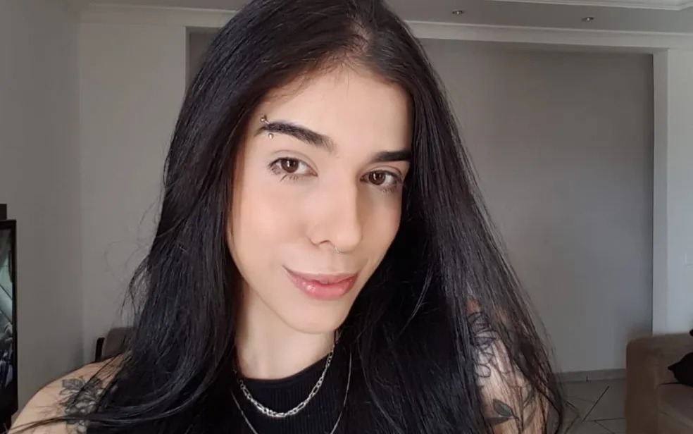 Jovem que passou mal após cheirar pimenta recebe alta no dia de seu aniversário