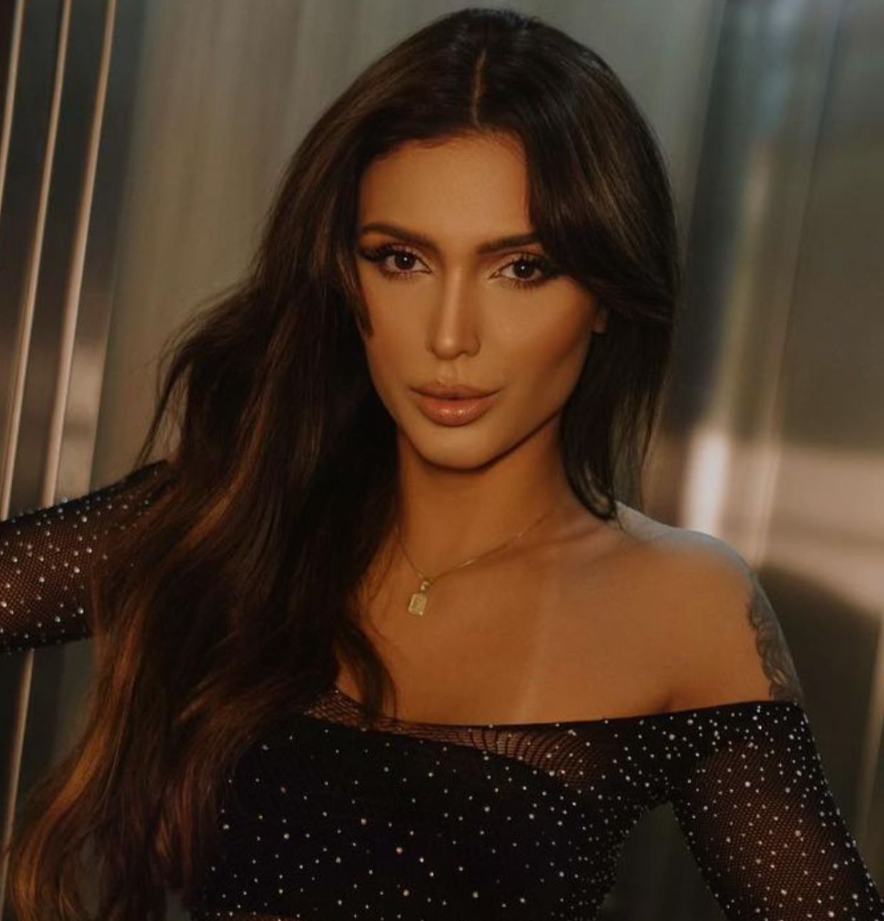 Ex-amante de Neymar mostra mensagem que recebeu do jogador após expor traição