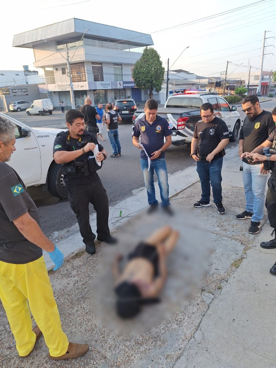 Amarrado e com pano na cabeça, homem é espancado até a morte em Manaus