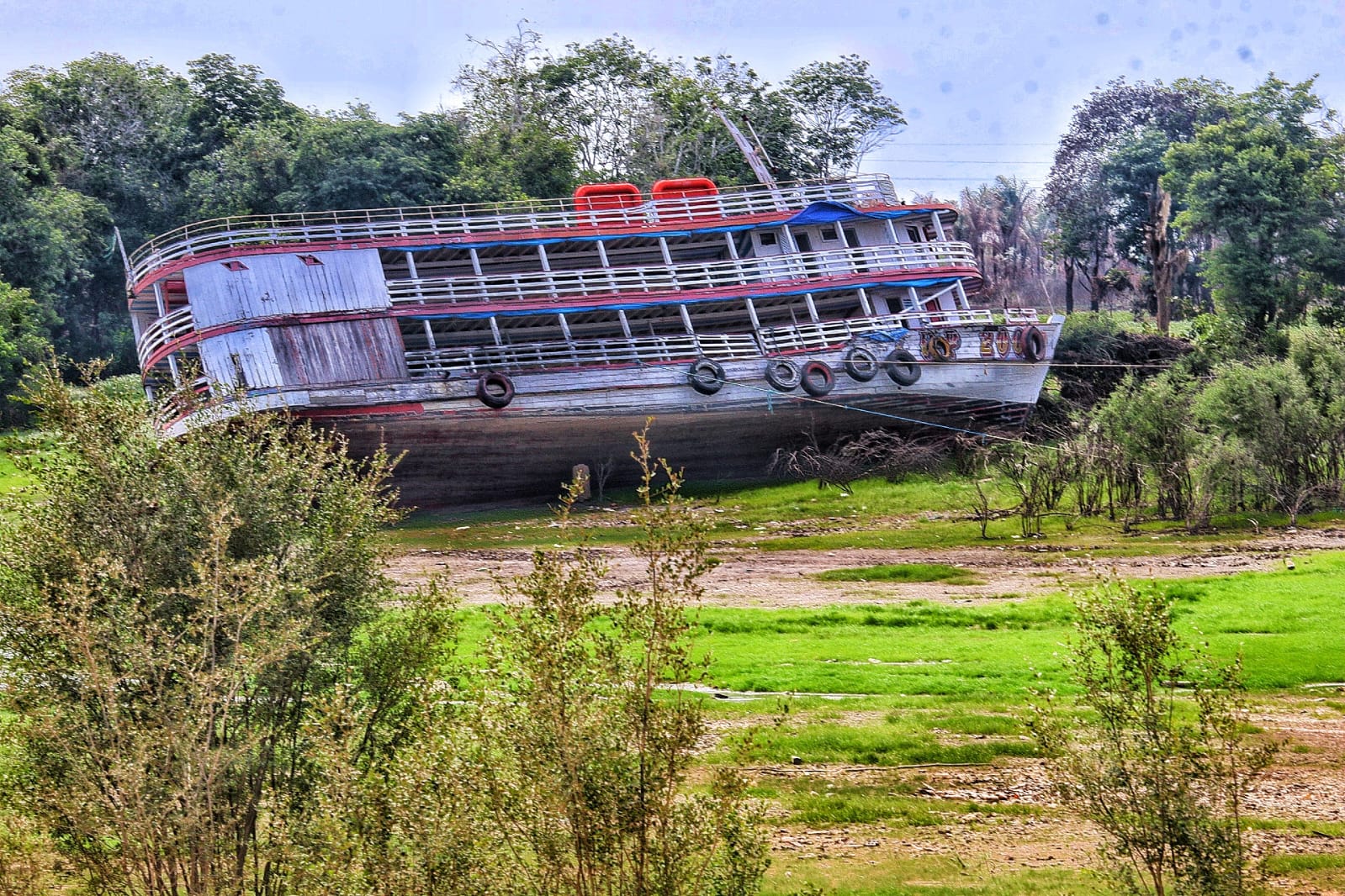 Níveis dos rios sobem, mas o Amazonas segue em estado de emergência com seca