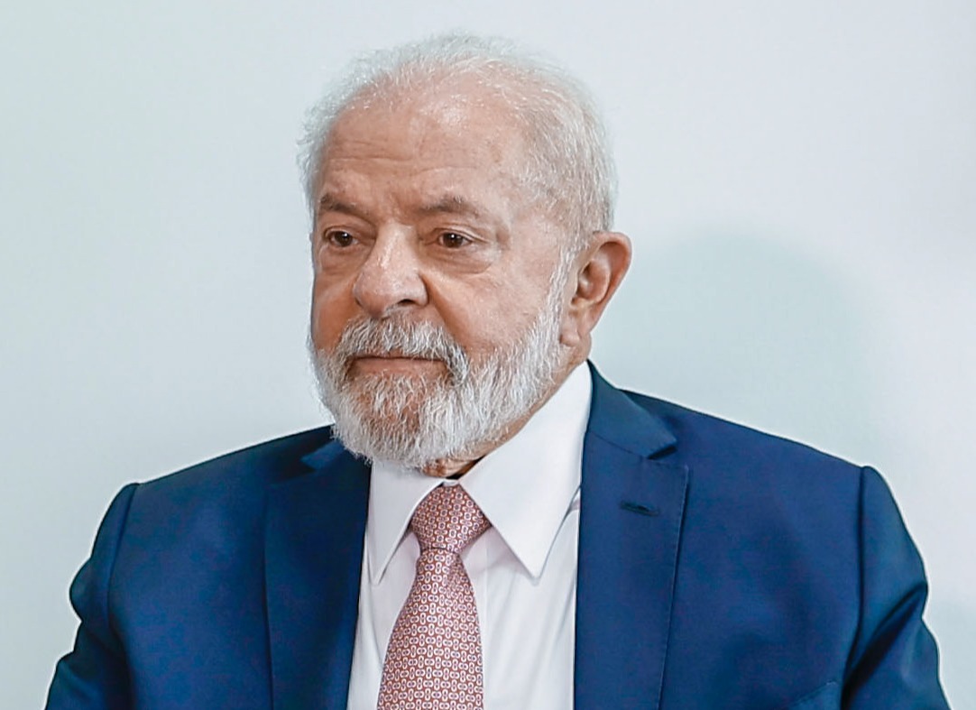 Lula diz que governo está atento ao cenário de seca e fumaça no Amazonas