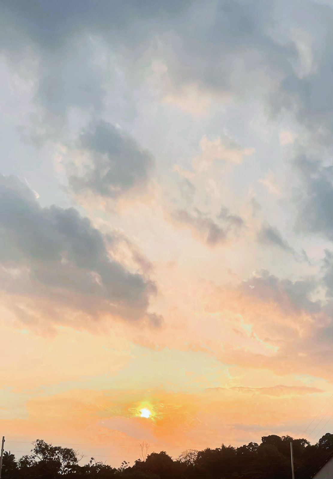 Chuva forte leva embora fumaça que sufocava Manaus 