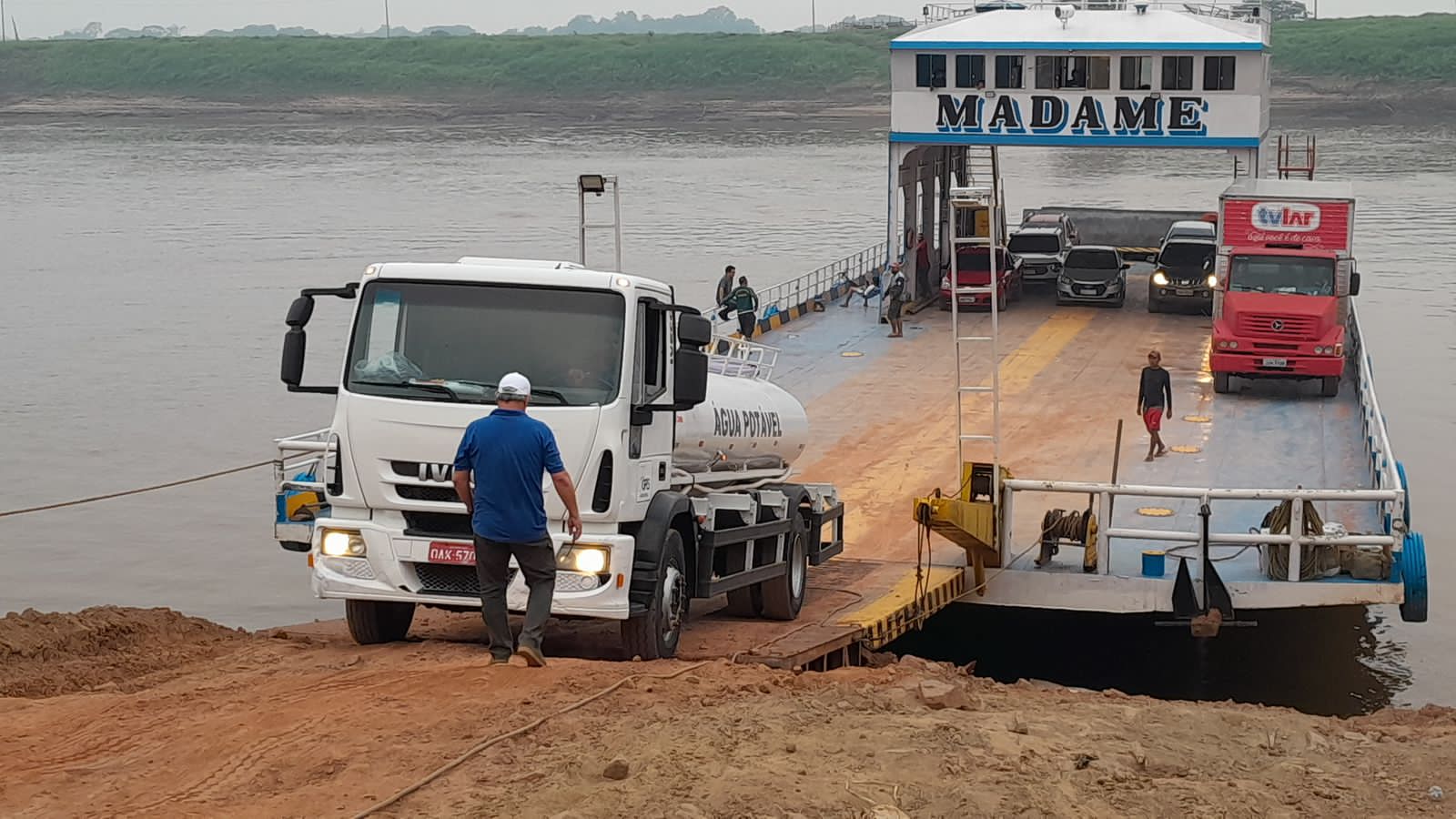Caminhões-pipa abastecerão aldeias Mura durante seca no Amazonas