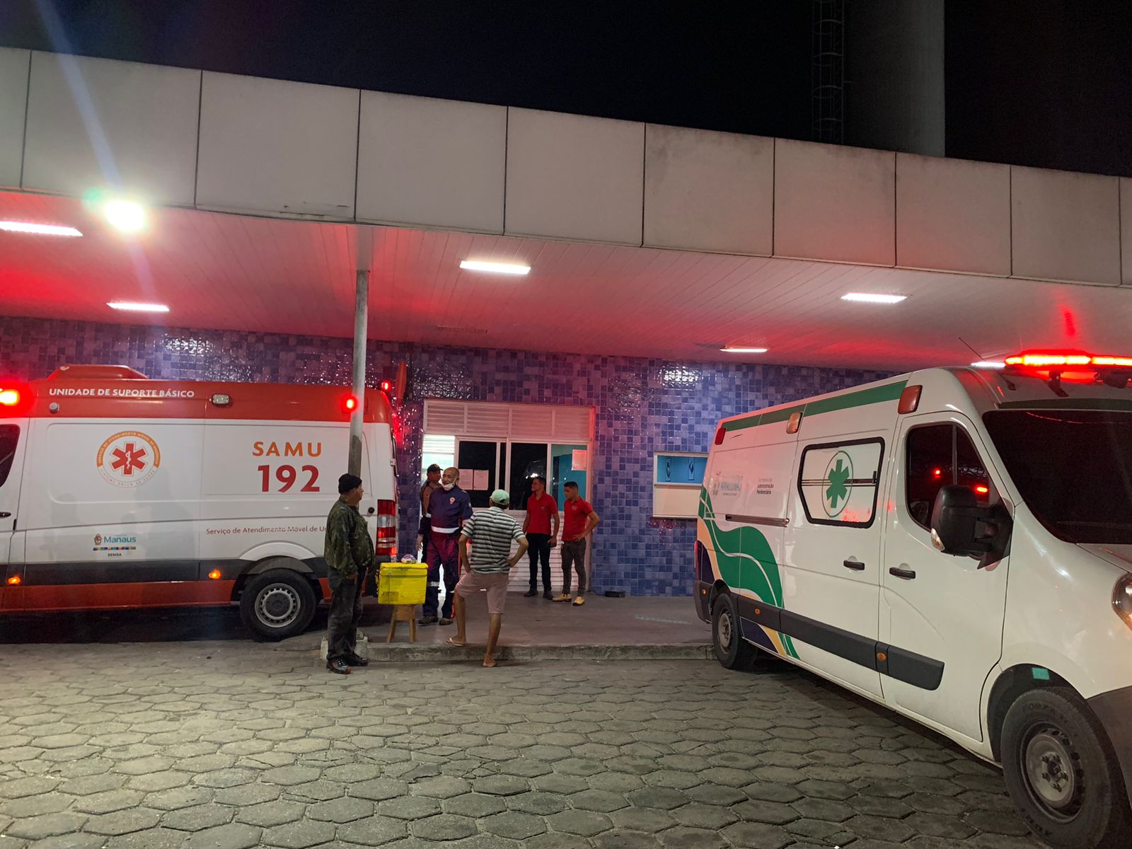 Tia e sobrinho de 8 anos são baleados durante tiroteio entre facções criminosas em Manaus