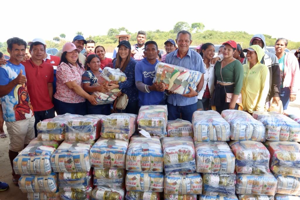 Mais de 500 famílias afetadas pela seca recebem ajuda humanitária no interior do Amazonas