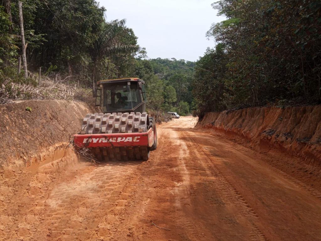 Ramal Santo Antônio começa a ser pavimentado na região metropolitana de Manaus