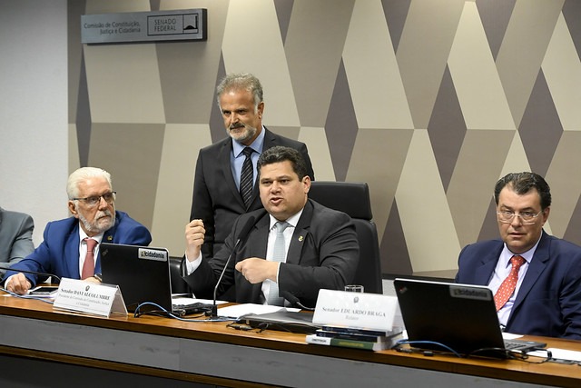 Aprovada na CCJ do Senado, Reforma Tributária mantém incentivos fiscais da ZFM