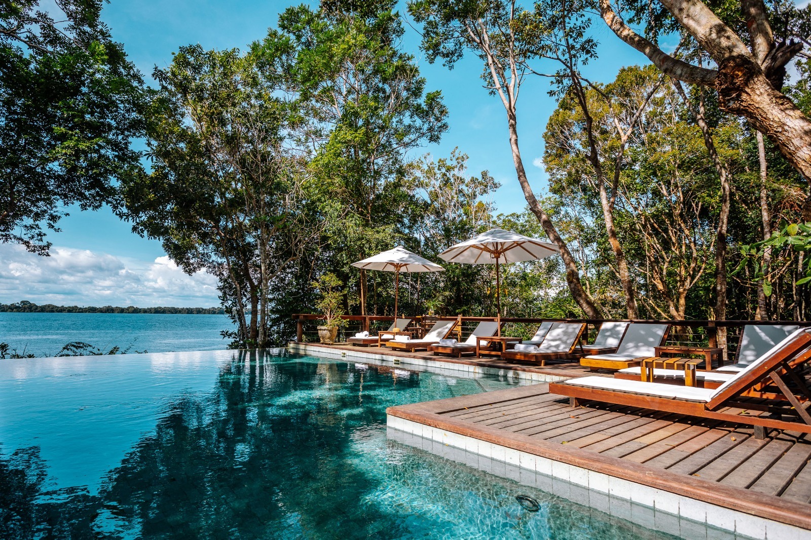 Dia do Hoteleiro: Conheça opções de hospedagem em Manaus para todos os bolsos