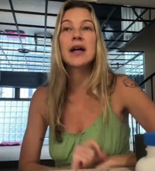 Luana Piovani faz desabafo após descobrir que filho pesquisava por fuzis na internet