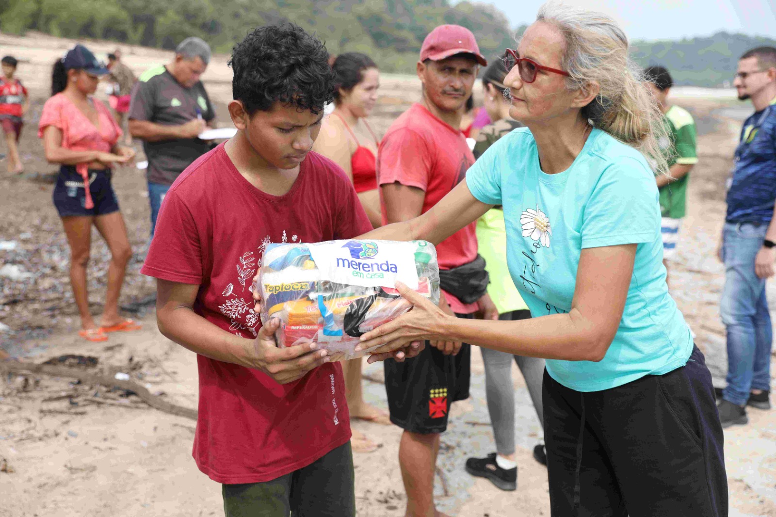 Mais de 90% dos estudantes afetados pela seca no Amazonas receberam 'Merenda em Casa'