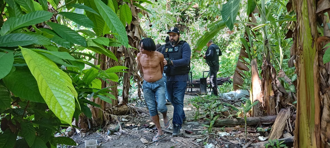 Homem é preso após polícia encontrar cabeça humana carbonizada em Manaus