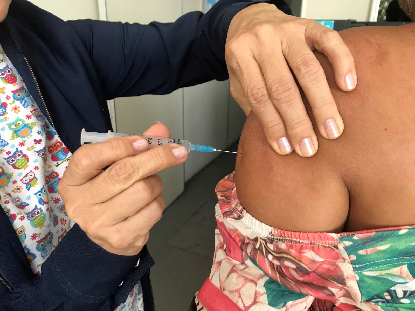 SES-AM orienta para nova dose da vacina bivalente da Covid em idosos e imunocomprometidos