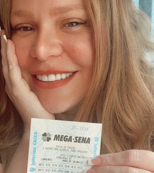 Paulinha Leitte que já ganhou mais de 50 vezes na loteria dá palpite para Mega da Virada