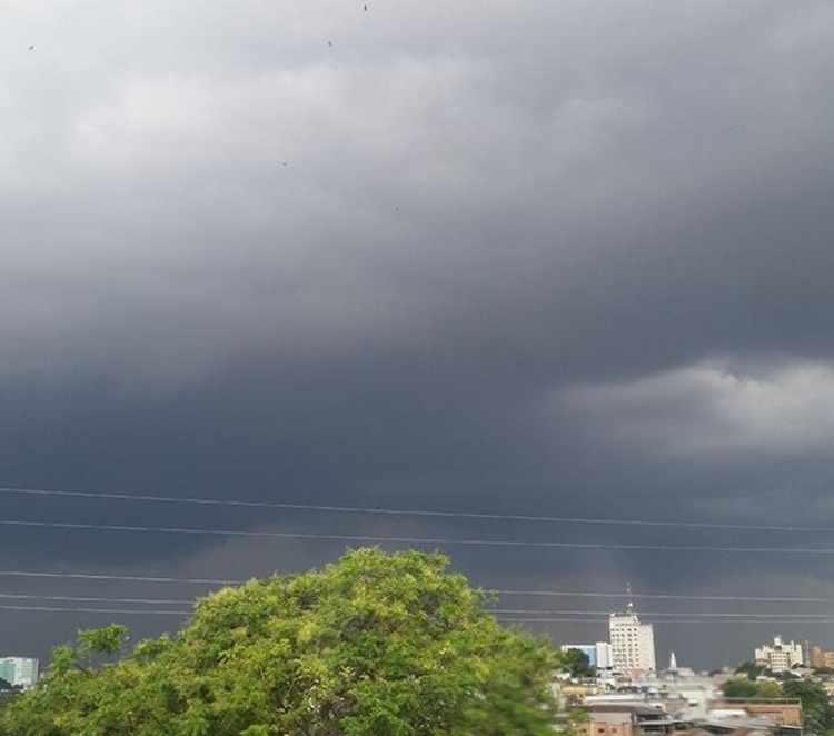 Inmet alerta para chuva intensa no Norte