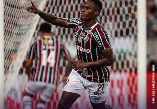 Fluminense vence a LDU por 2 a 0 e conquista a Recopa Sul-Americana