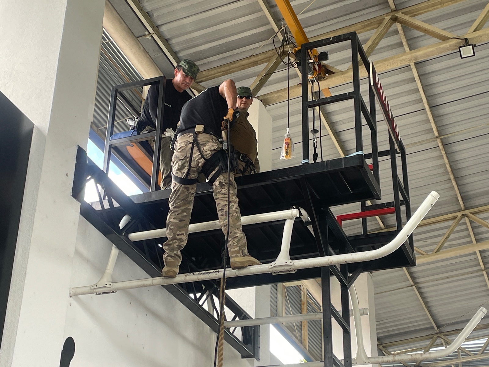 Amazonas adquire equipamento de simulação de rapel para resgate de vítimas em locais de difícil acesso