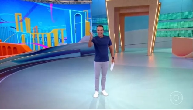 Péricles, Menos é Mais e Soweto vão agitar 1ª festa do BBB24