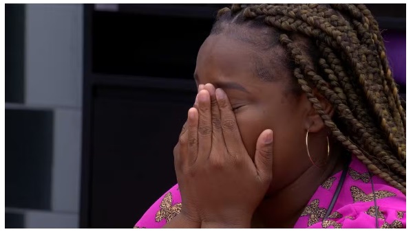 Raquele chora após Sincerão: 'vou ser sempre a planta'