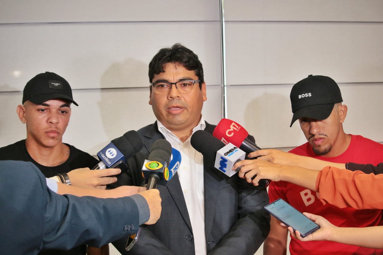 Advogado dá detalhes sobre prisão de ‘Lucas Picolé’ e ‘Mano Queixo’ em Manaus