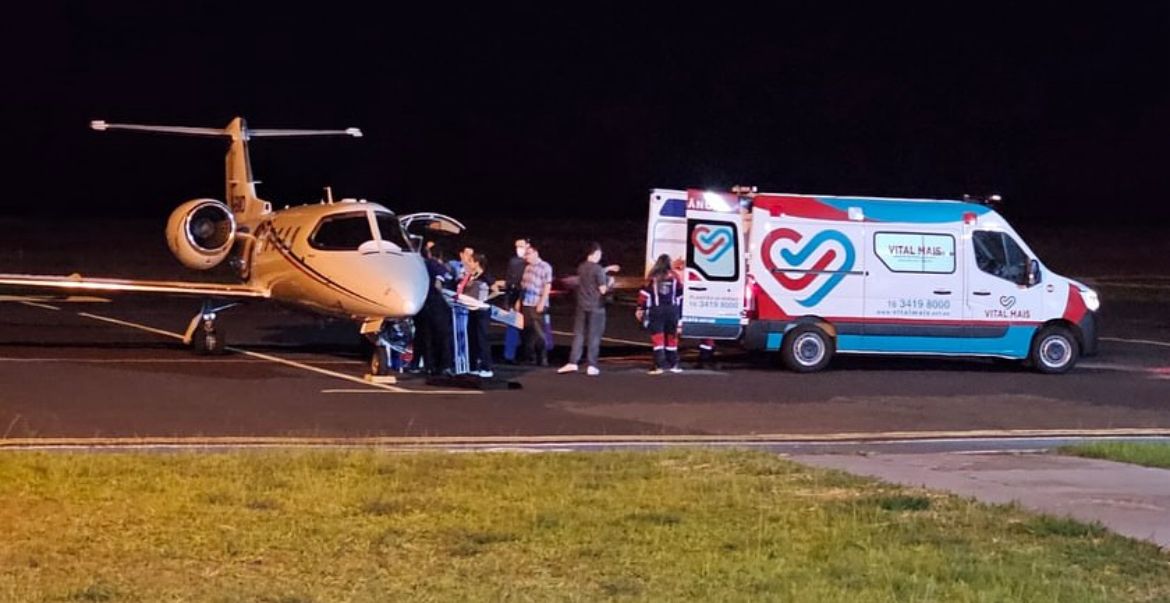 Com lesões no pulmão e fraturas, triatleta Luisa Baptista é transferida para hospital