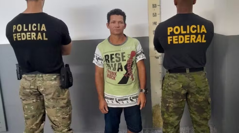 PF transfere braço direito do mandante das mortes de Bruno e Dom para Manaus