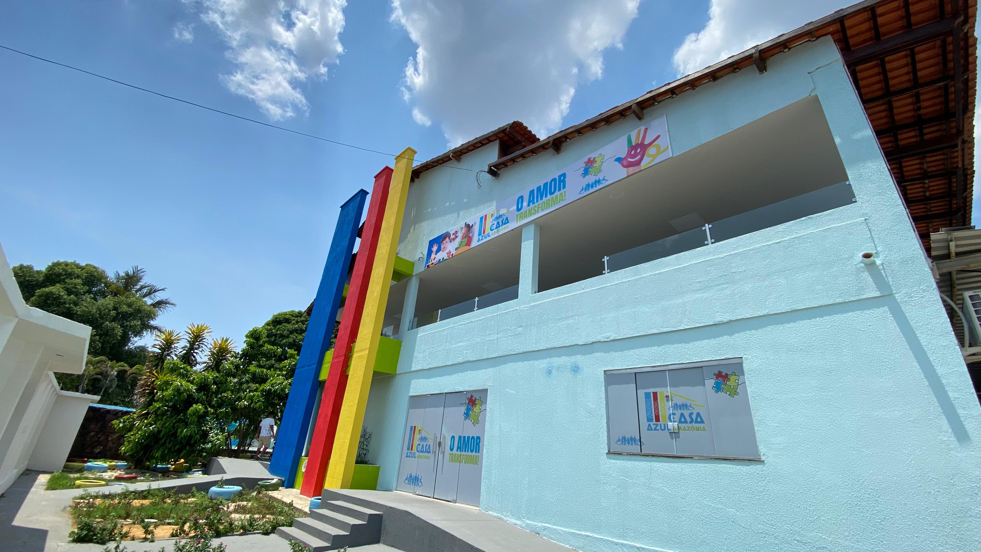 Volta às aulas: campanha arrecada material escolar para crianças carentes de Manaus