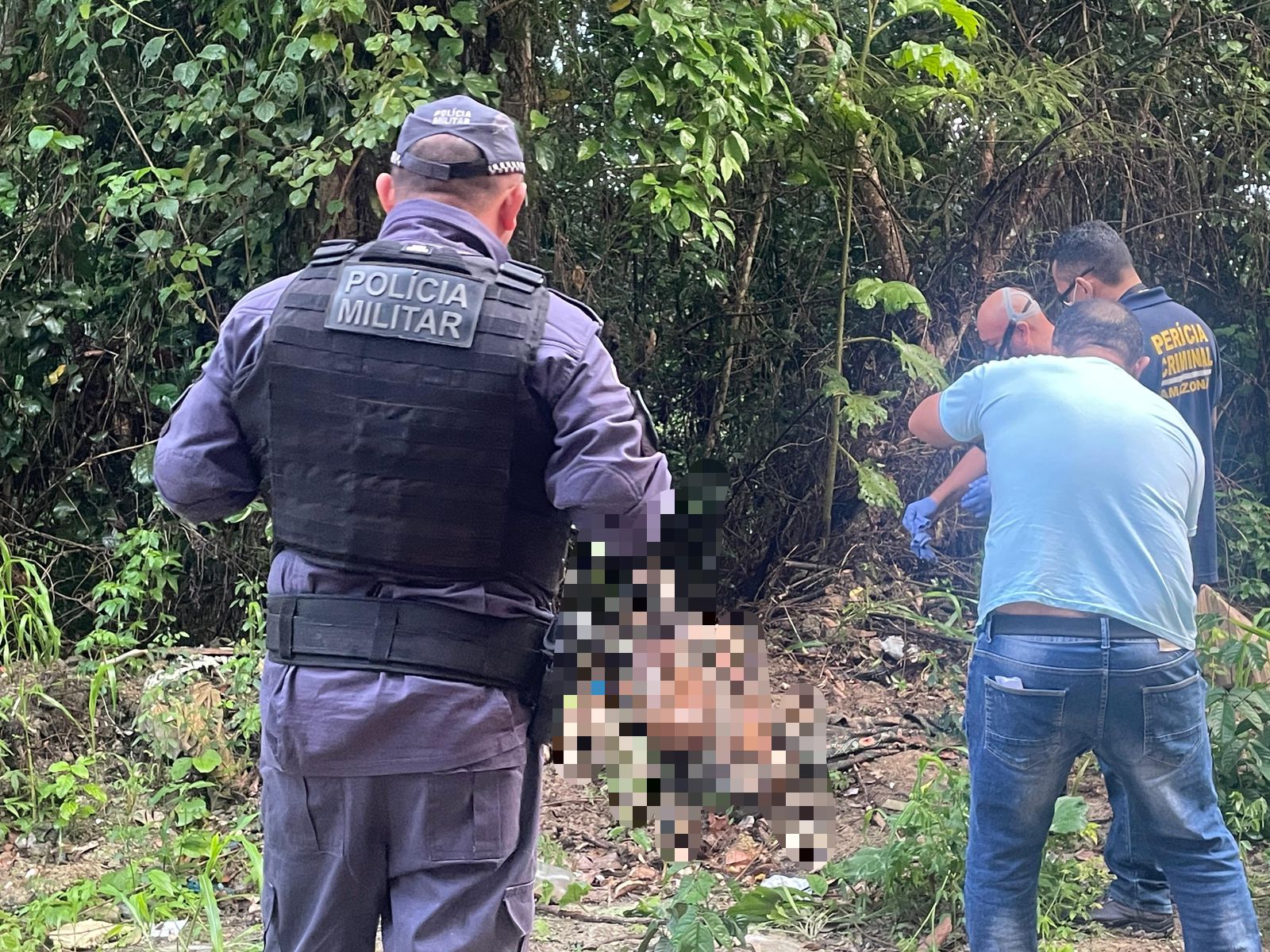 Com mãos e pés amarrados, homem é deixado apodrecendo no ramal do Brasileirinho