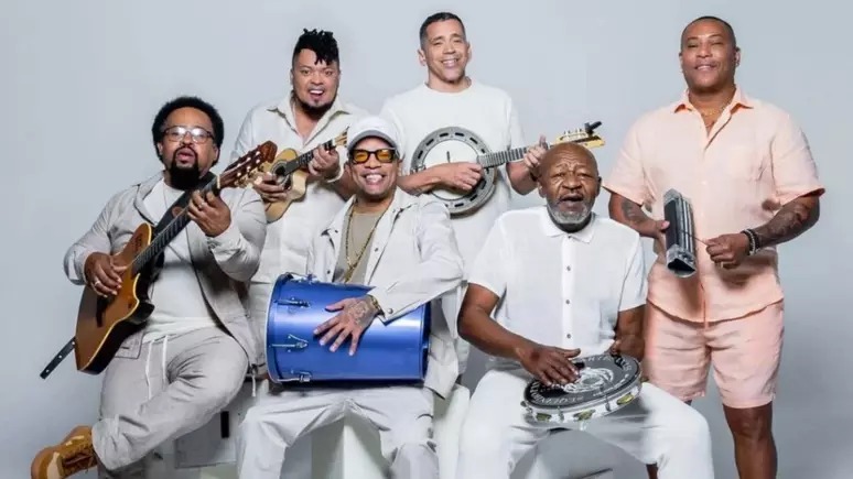 Grupo Revelação sofre assalto e integrante é esfaqueado após bloco em Salvador