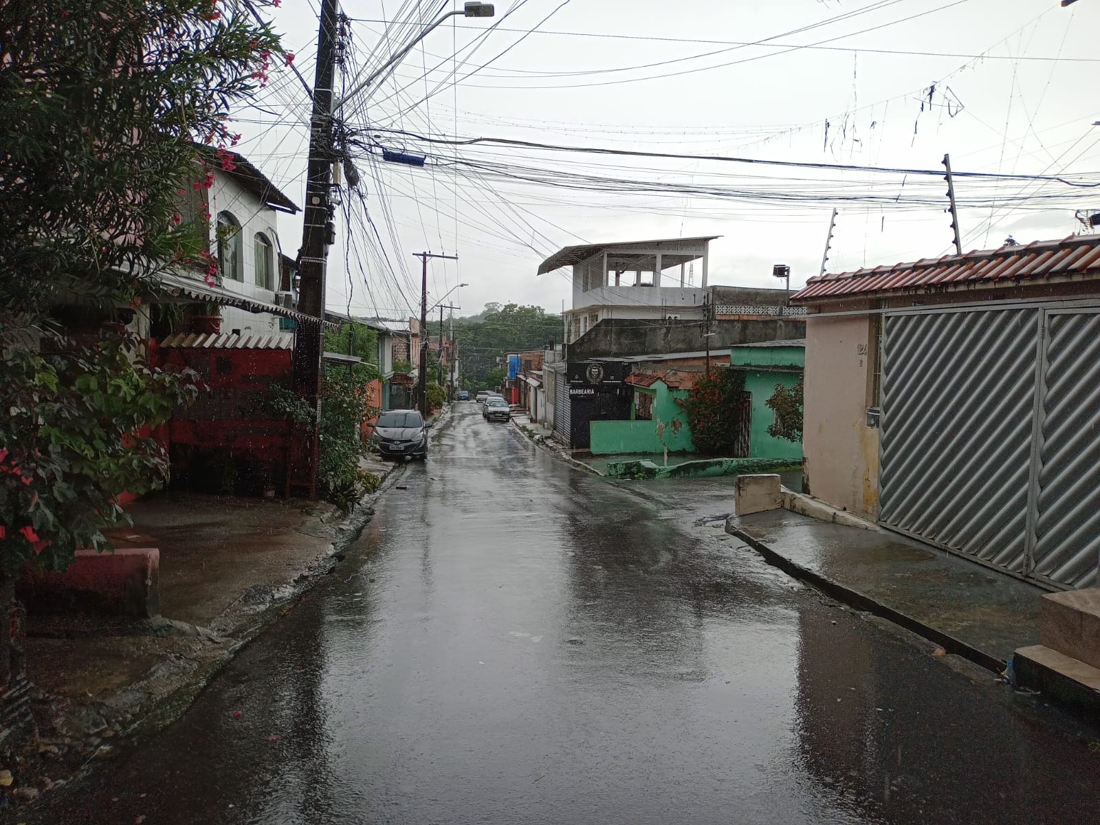 Municípios do Amazonas registram mais de 70 mm de chuva em poucas horas 
