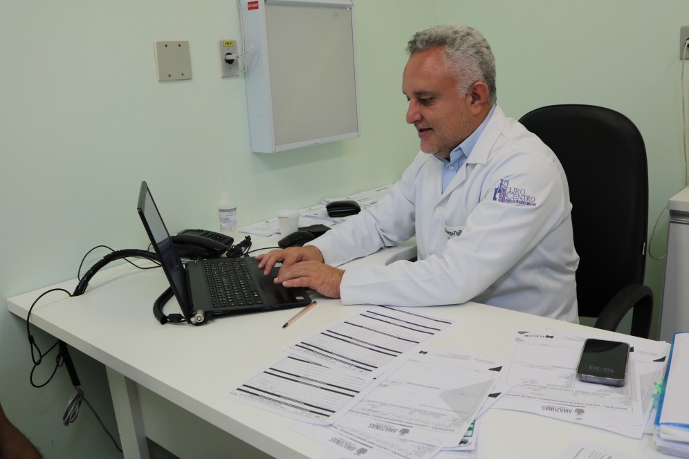 Entenda por que quase 70% dos homens evitam médico mesmo com sintomas evidentes