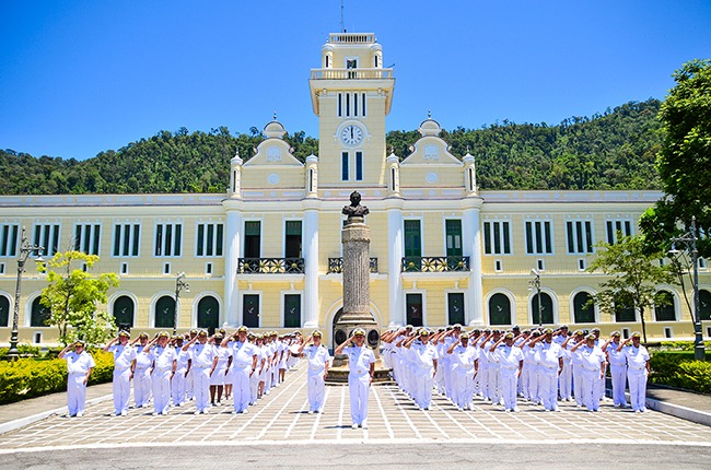 Marinha abre concurso com mais de 150 vagas para admissão ao Colégio Naval