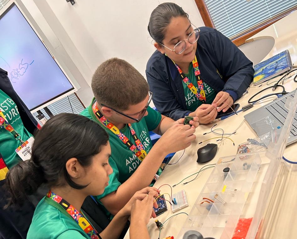 Academia Stem da UEA oferece evento gratuito de tecnologia; confira