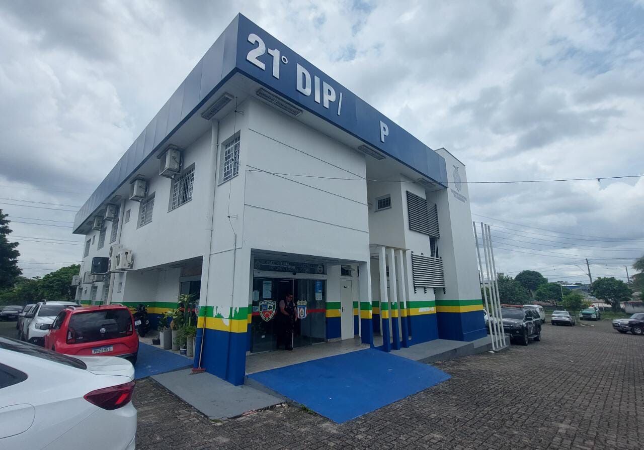 Procurado por roubo é preso ao solicitar Carteira de Identidade Nacional em Manaus