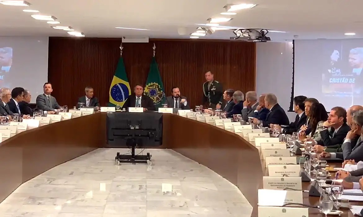 Depoimentos na PF colocam Bolsonaro no centro da tentativa de golpe