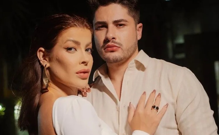 Jaquelline Grohalski e Lucas Souza reatam namoro uma semana após término