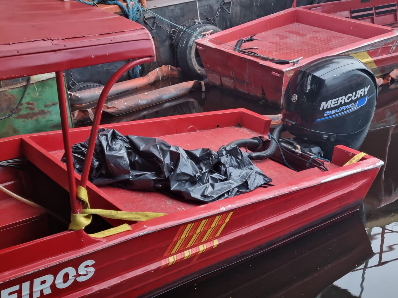 Corpo em estado de decomposição é encontrado em trilha às margens do Rio Negro