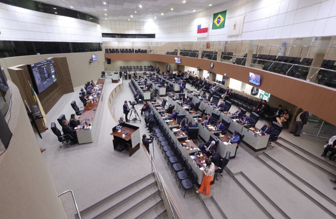 Câmara aprova reajuste salarial para agentes comunitários de saúde e de combate às endemias