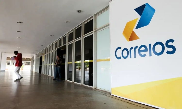 Correios anunciam concurso para cargos de níveis médio e superior; confira