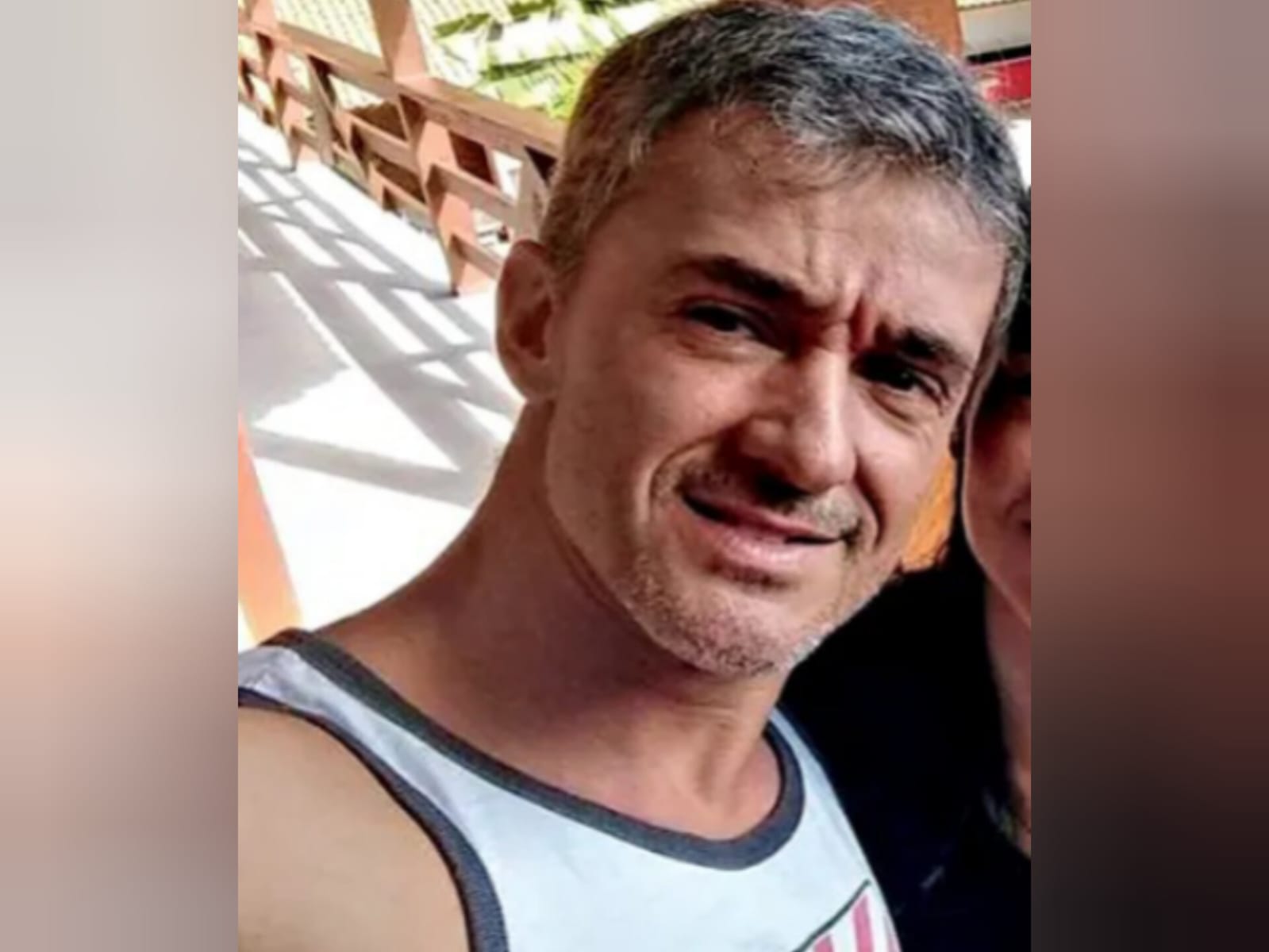 Daniel Cravinhos pede perdão a Andreas von Richthofen em carta após saída da prisão