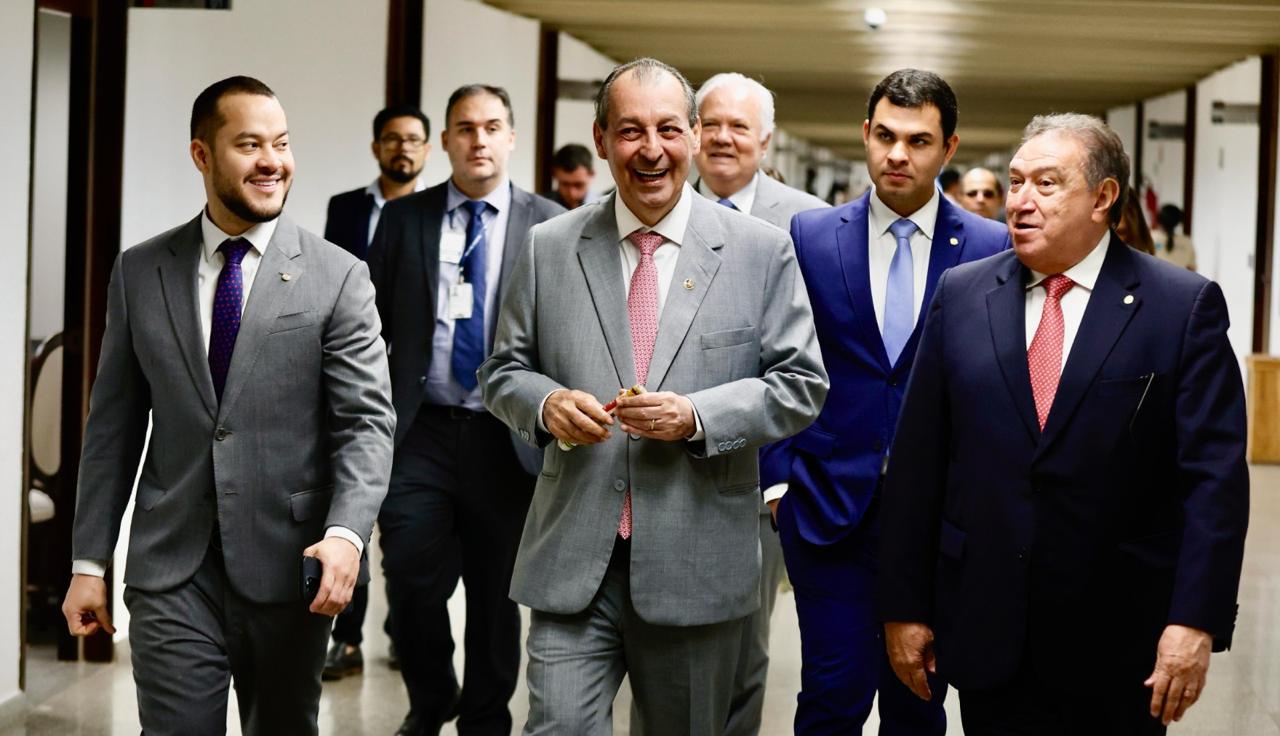 Bancada do Amazonas se adianta na defesa da Zona Franca na reforma tributária