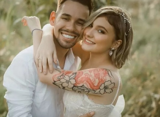 Influencer com câncer terminal é criticada após revelar desejo de adotar bebê