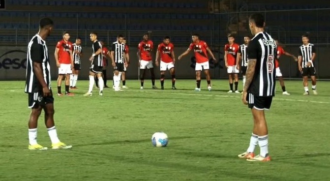 Atlético-MG vence Atlético-GO e sobe na tabela do Brasileirão sub-20
