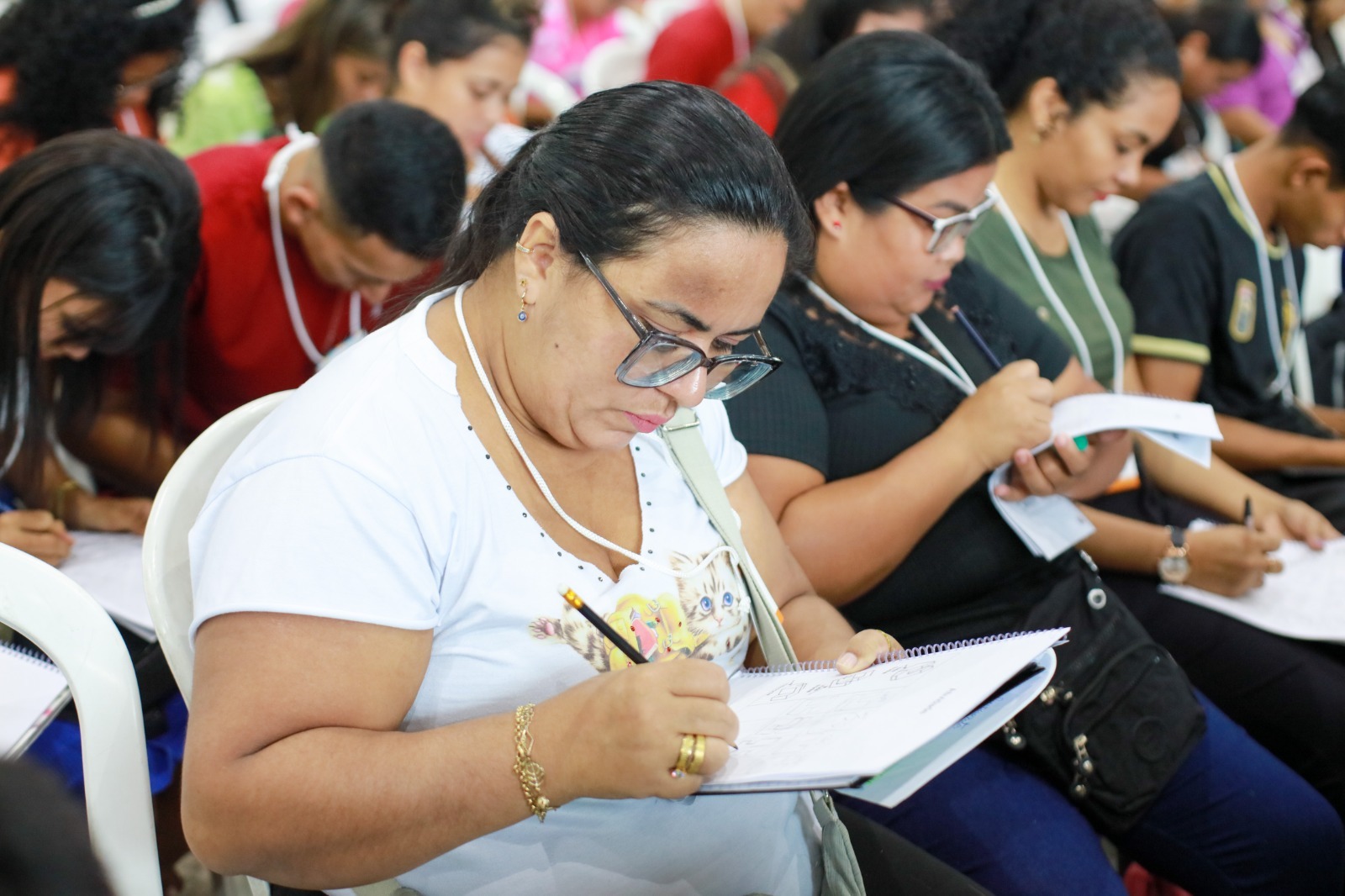 Manaus oferta curso gratuito de formação em vendas e relações interpessoais