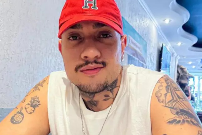 MC Binn vai iniciar tratamento contra ansiedade que se agravou durante confinamento no BBB24