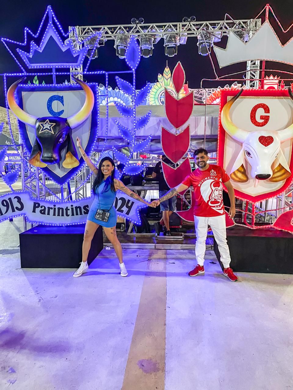 Ela é Caprichoso, ele é Garantido: Casal deixa rivalidade de lado em nome do amor