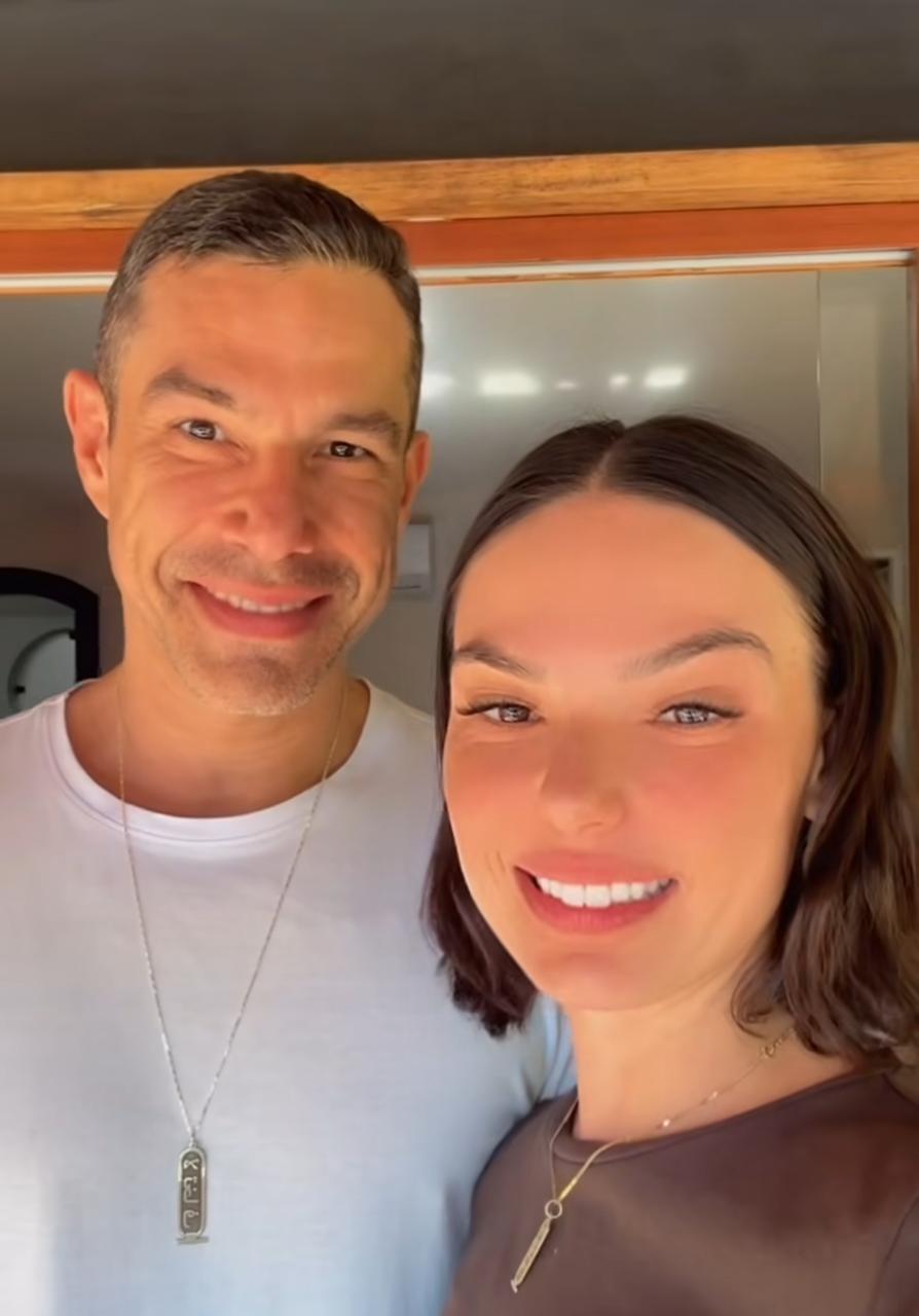 Isis Valverde se pronuncia sobre boato de fim de noivado com Marcus Buaiz