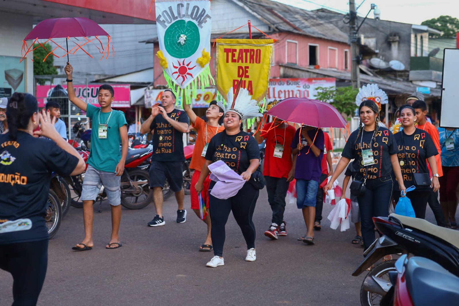 Projeto leva oficina de teatro de rua à Comunidade Indígena no Amazonas