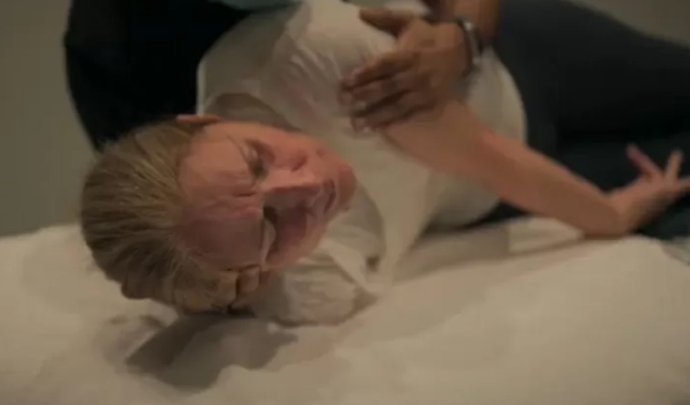 Com síndrome rara, Céline Dion sofre convulsão em documentário